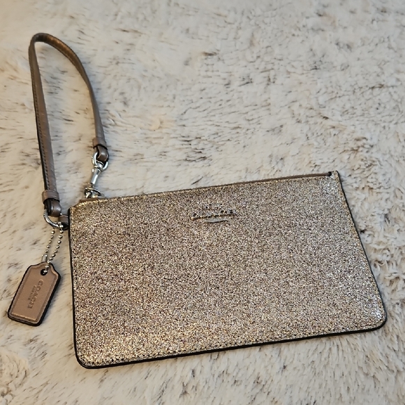 Coach Hold Glitter  Wristlet Clutch Wallet - Picture 1 of 6